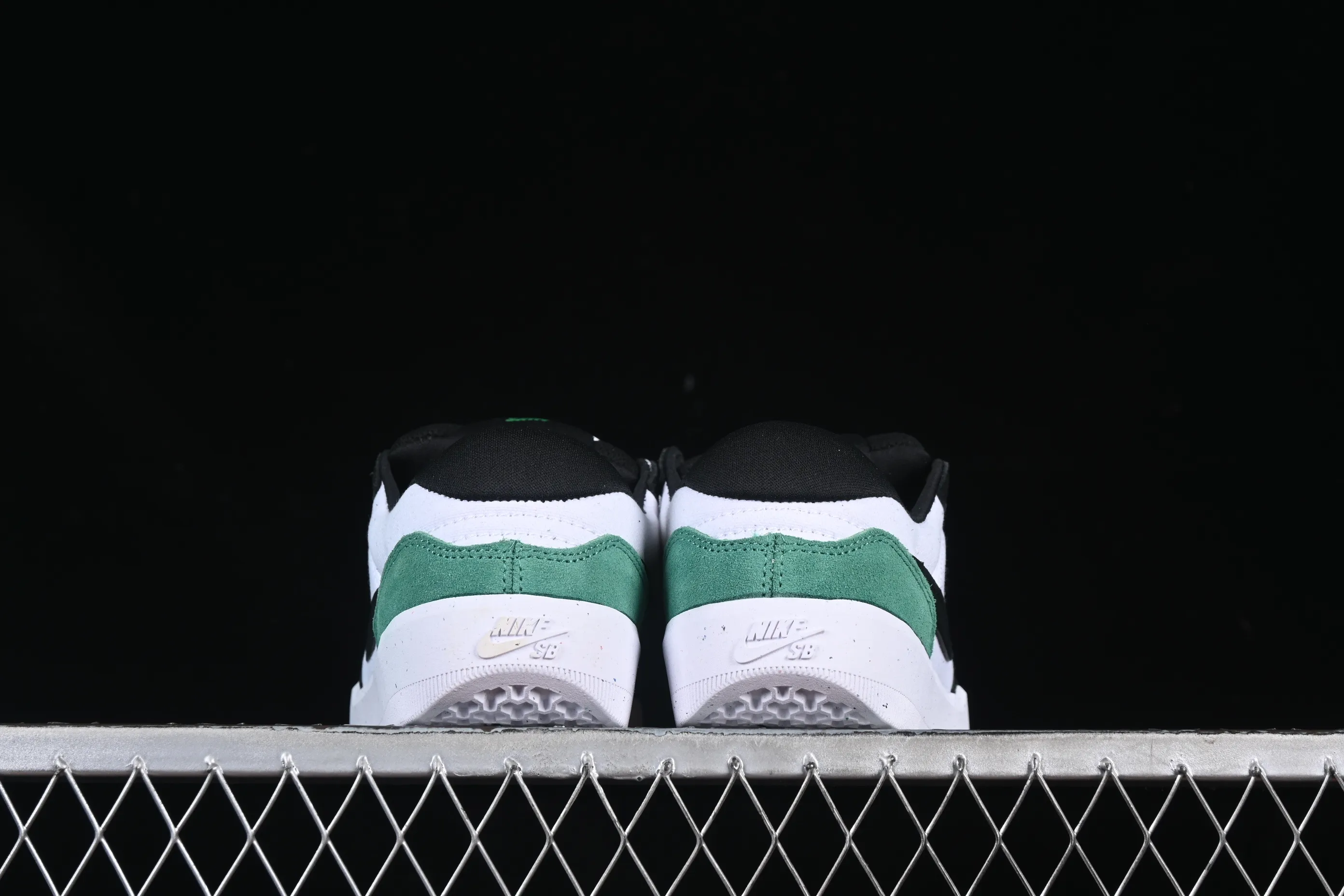 All categories Nk SB Dunk series Nk Force 58 simplified skateboard shoes Nk SB Force 58 Nike simplified retro skateboard shoes DV5477-101